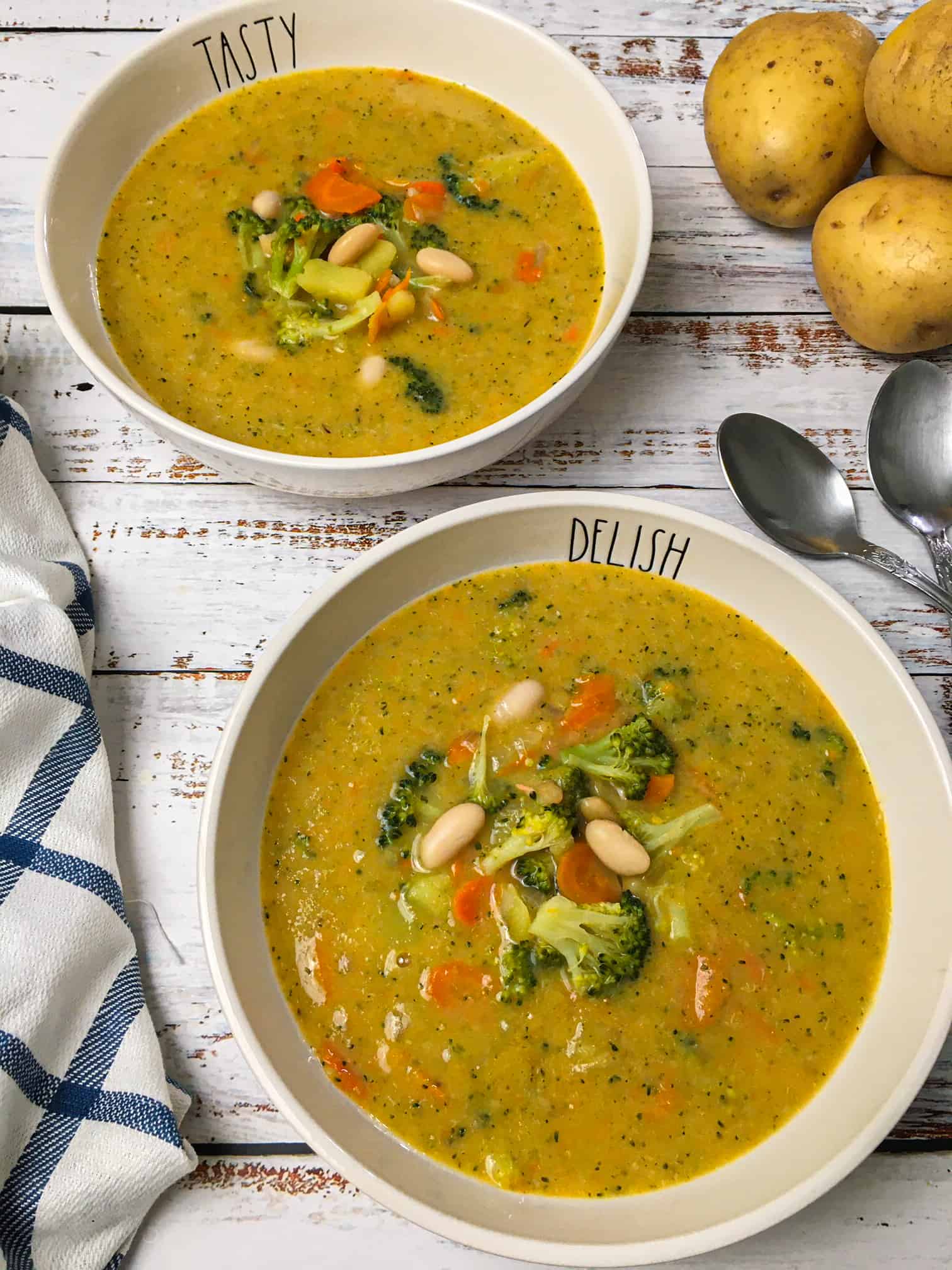 broccoli potato soup in two bowls