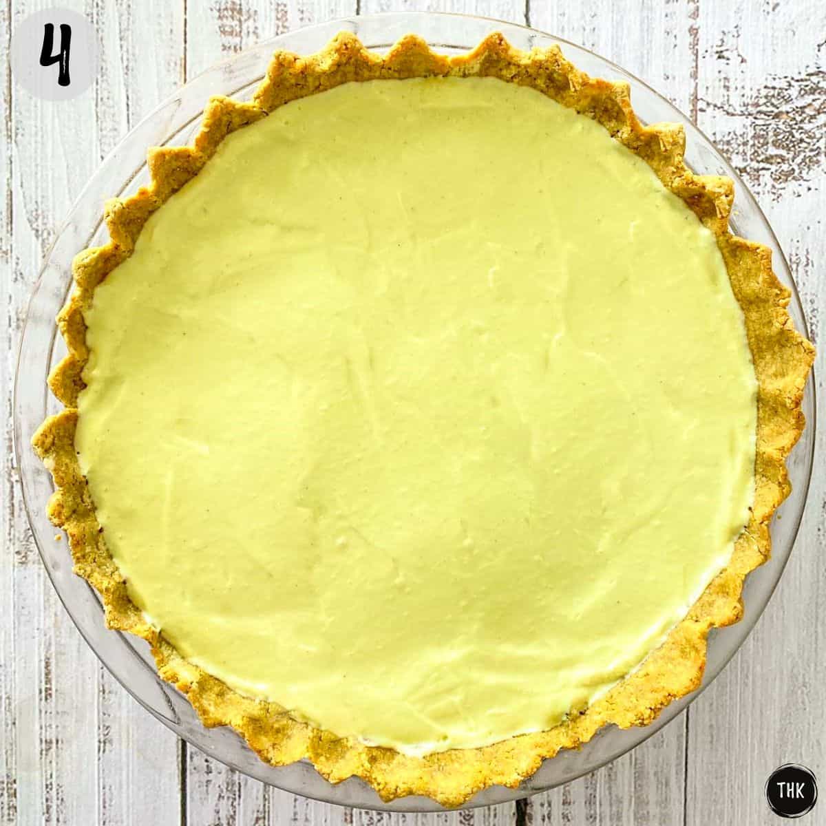 Vegan key lime pie in pie plate.